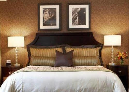 The Clarke Hotel Waukesha Pokój zdjęcie